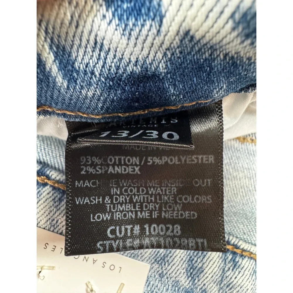 Artemis‎ Vintage The Modern Curvy Juniors Light Acid Wash Jeans Size 13/30
